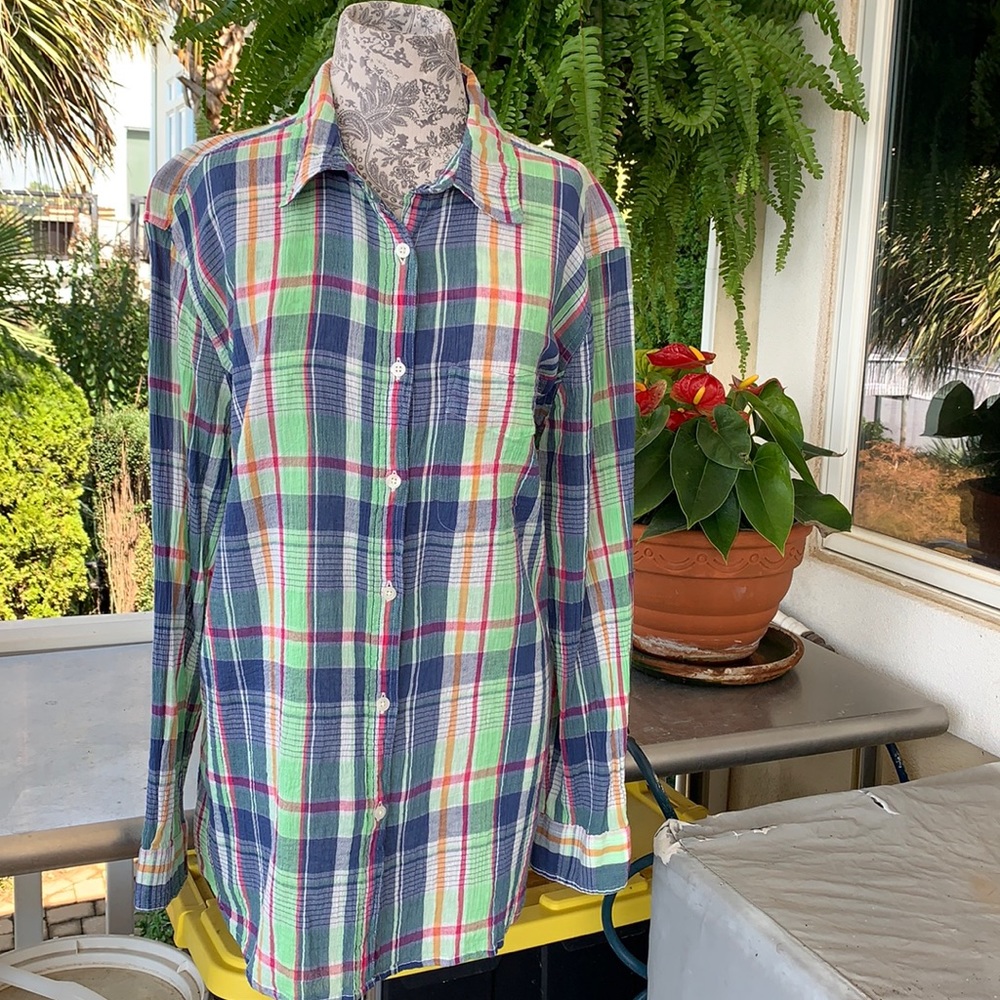 Women’s 3x Gauze cotton top. Bust darts. Nearly new shows no wear and tear